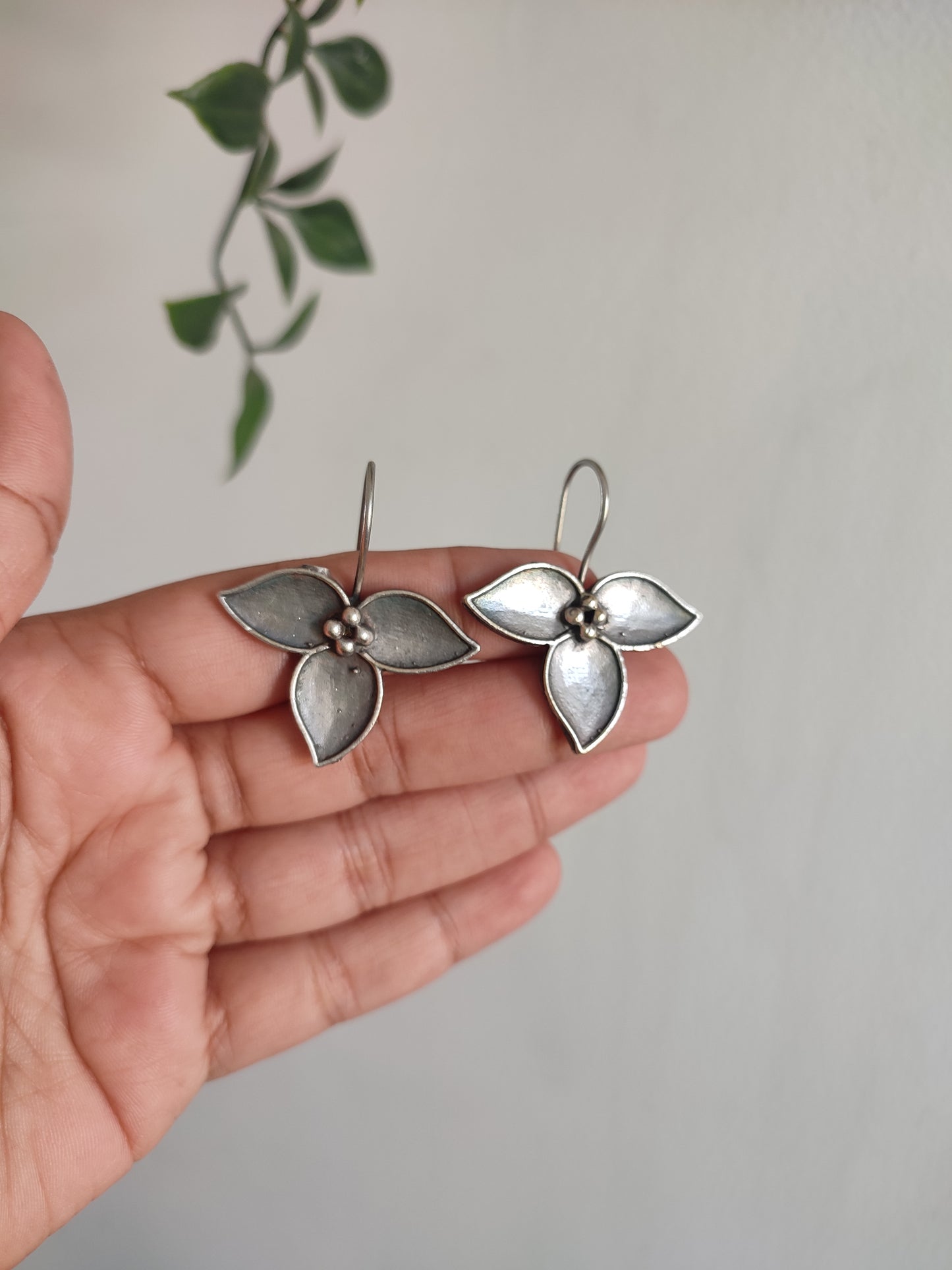 Leaf Drop Small Size Hook Earrings