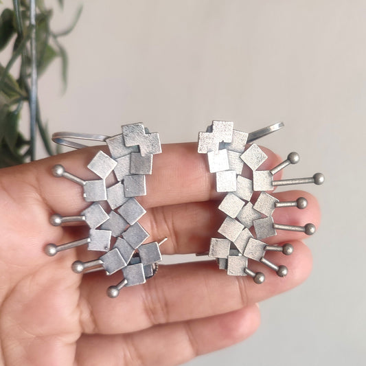 Minat Earcuff with push back stud