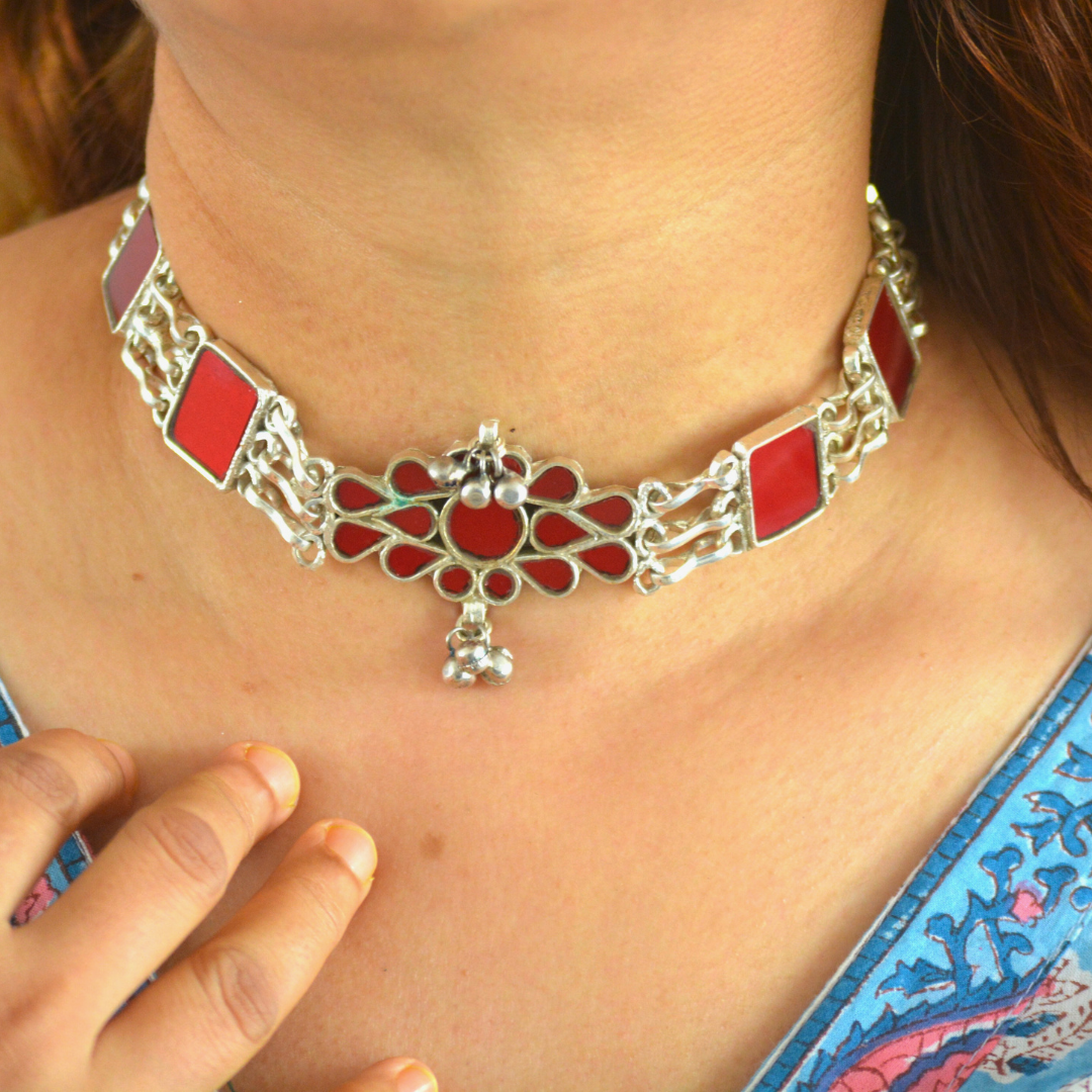 Veena Glass Choker Necklace