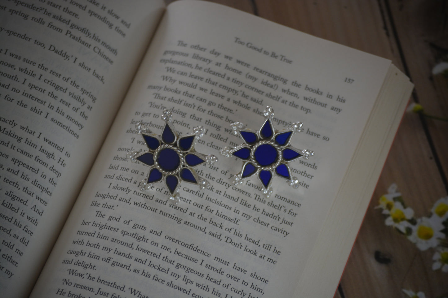 Monisha Glass Stud Earrings