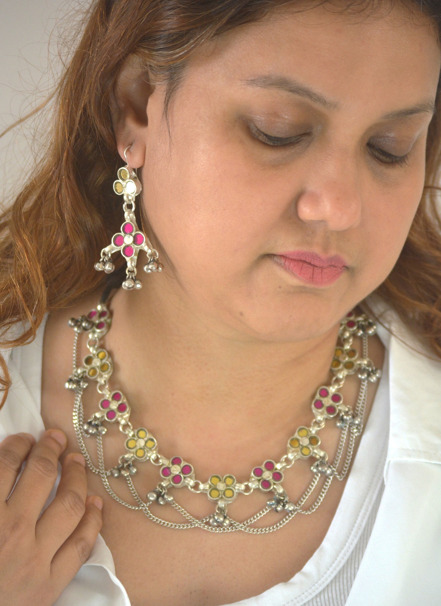 Sonal Glass Necklace Set with Earrings