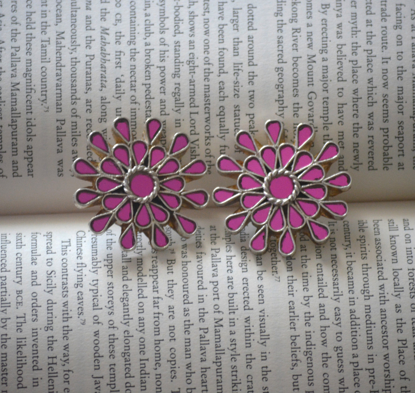 Elana Glass Pink Glossy Studs