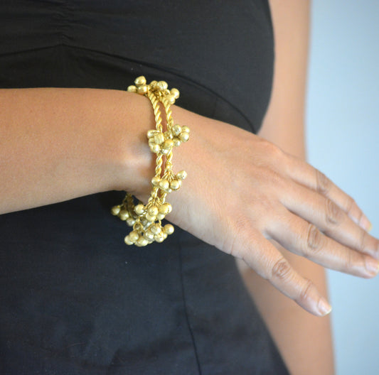 Golden Ghungroo Kada comes in a Pair of 2