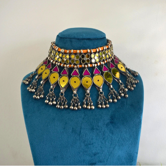 Murgami Glass Choker Necklace
