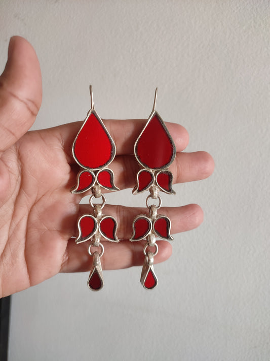 Sukhi Glass Earrings