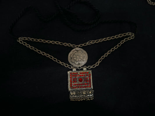 Moumita Afghani choker necklace