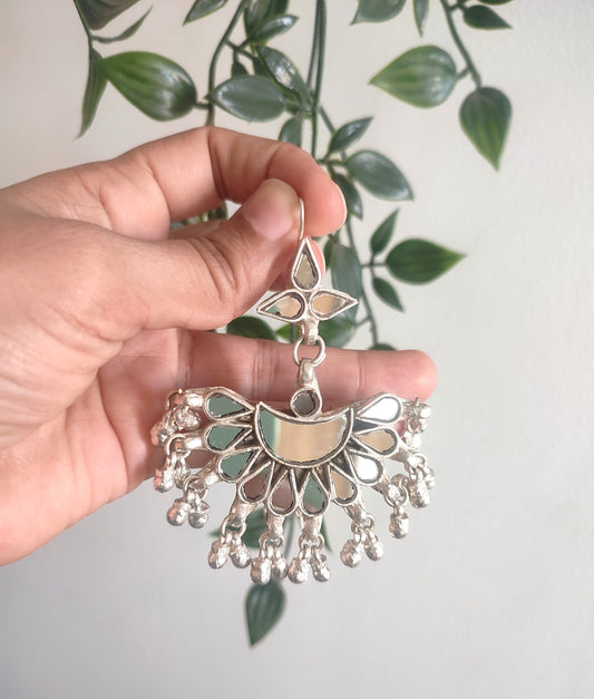 Seerat Heavy Glass Chandbalis