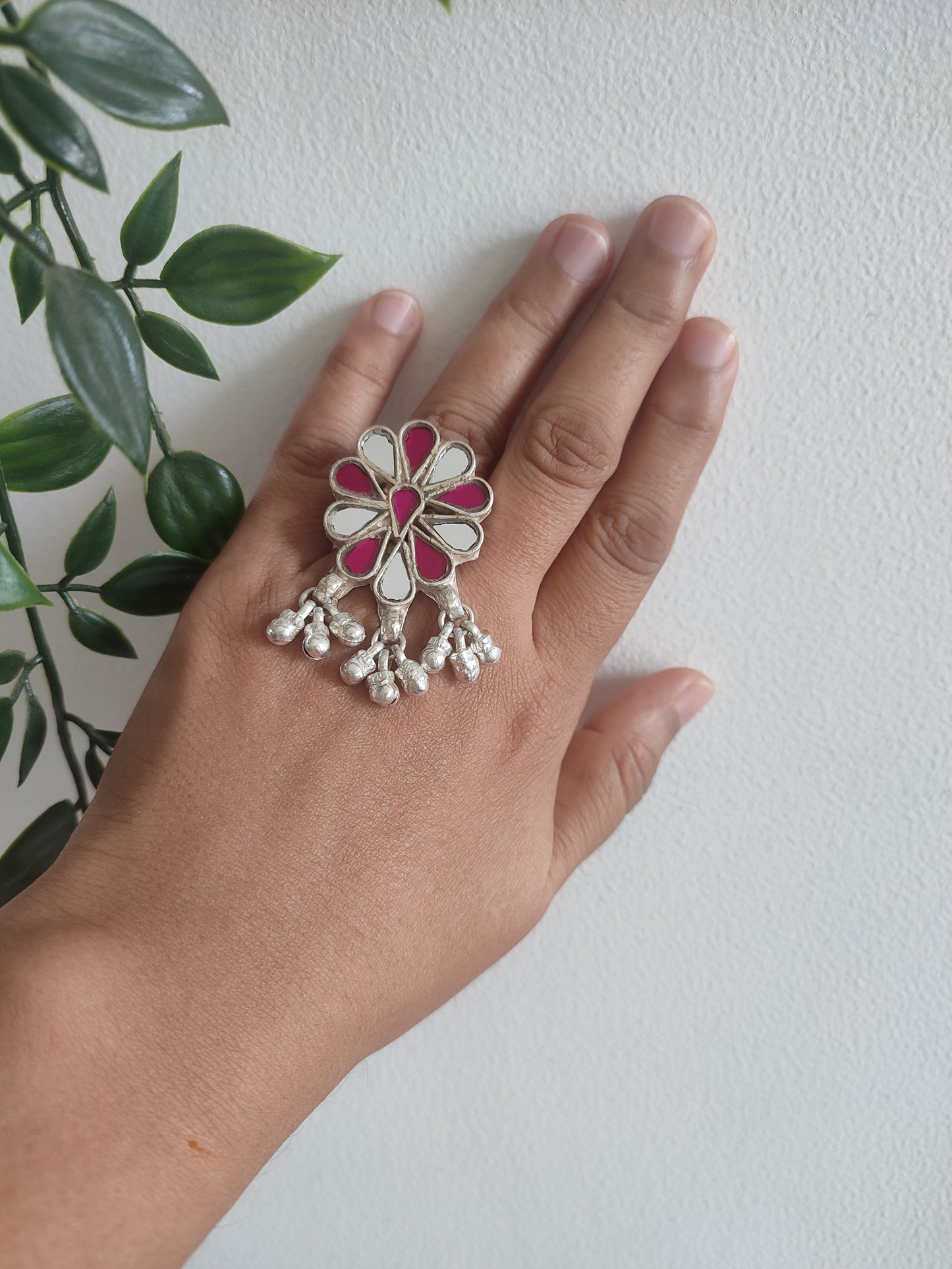 Glass Ring White and Rani Pink