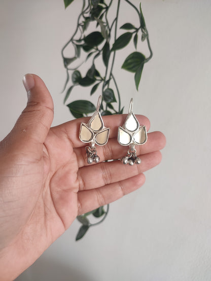 Supriya Glass Earrings