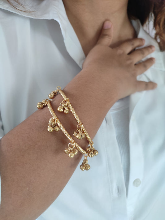 Ghungroo Kada Free Size Golden - Pair of 2