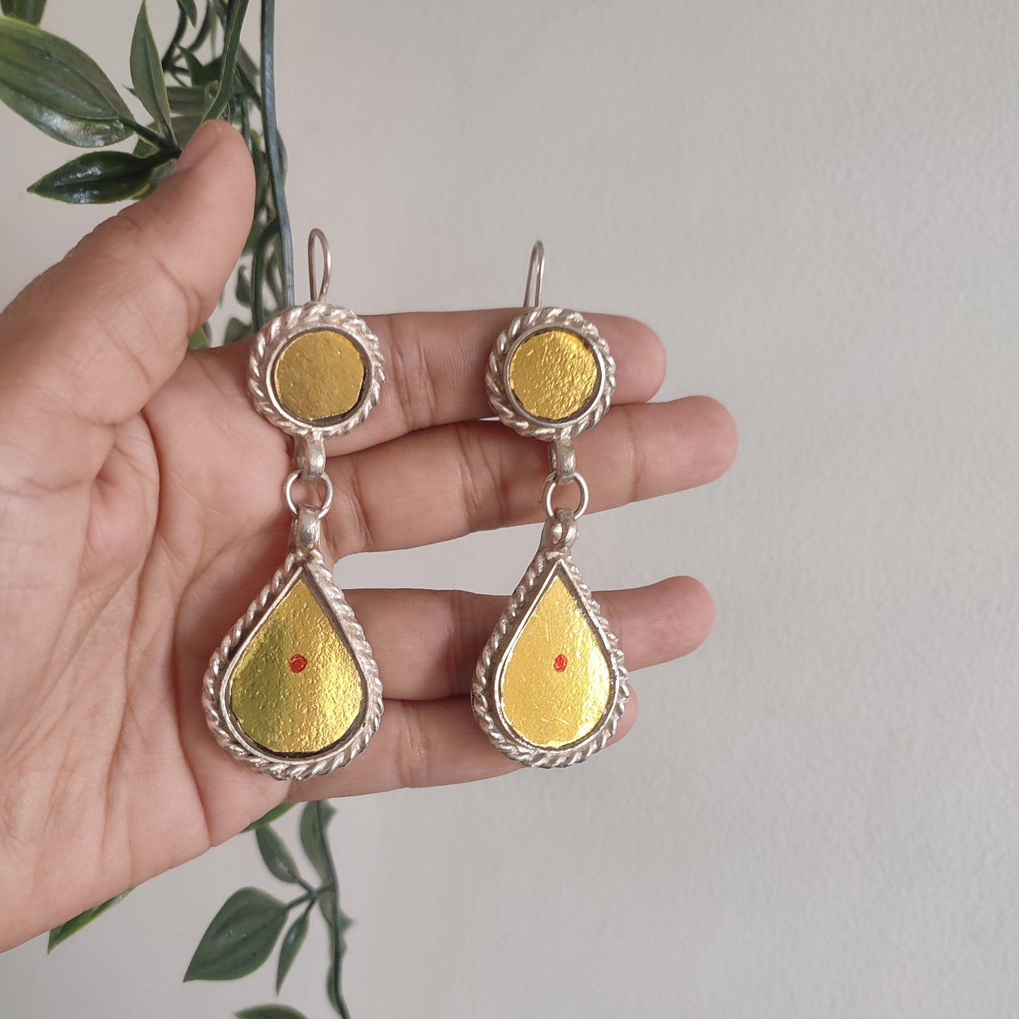 Sina Glass Earrings