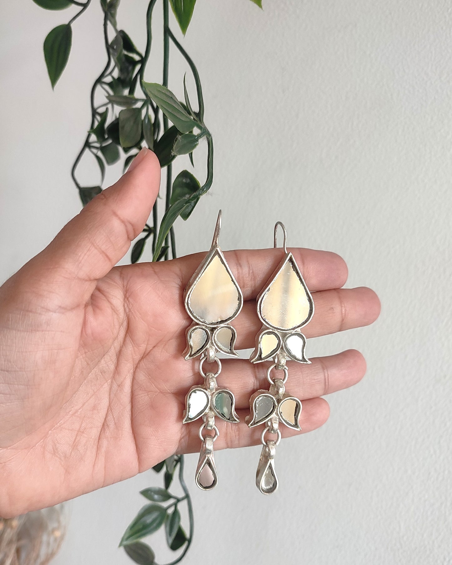 Mishali White Glass Earrings