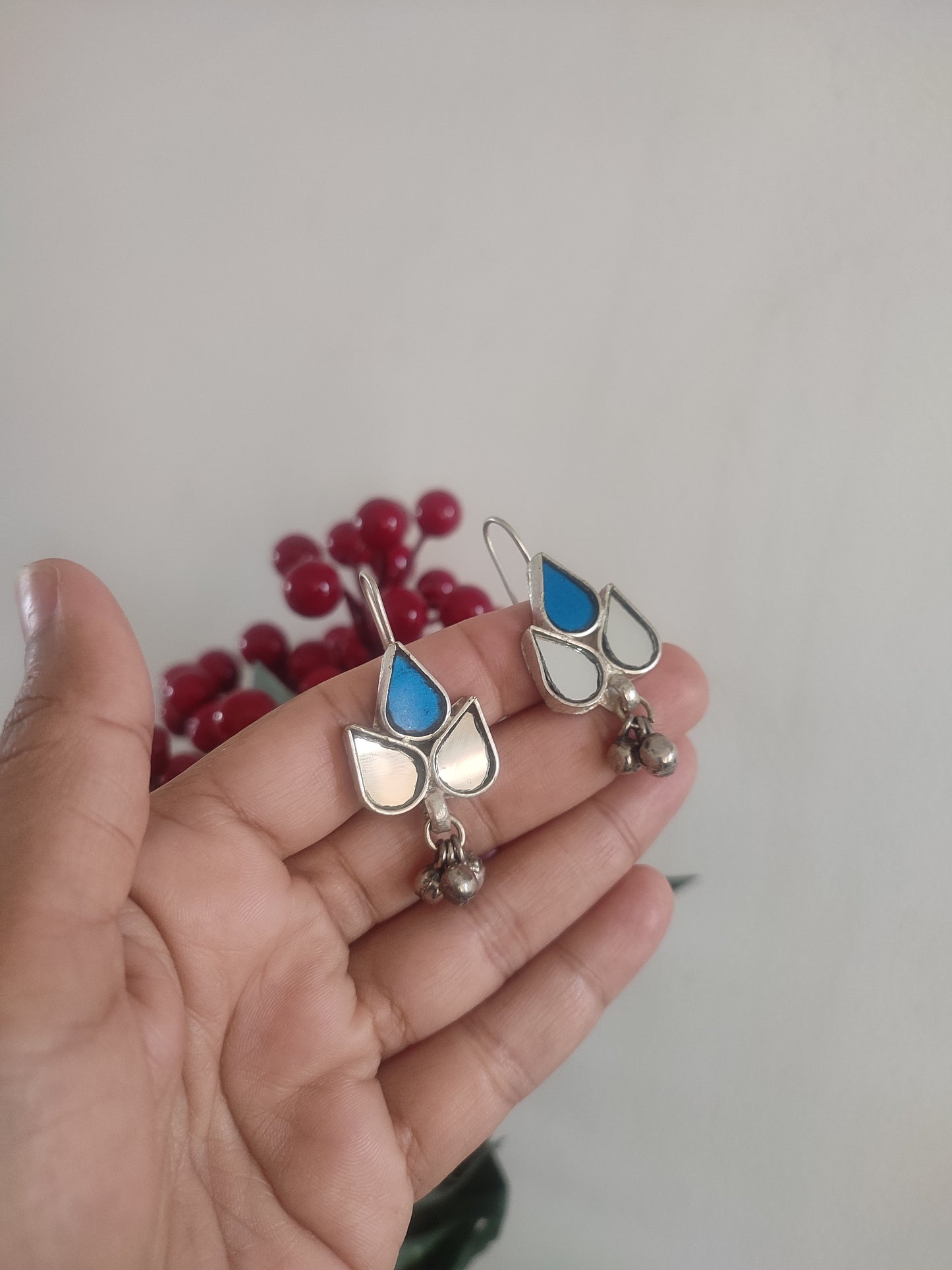 Supriya Glass Earrings