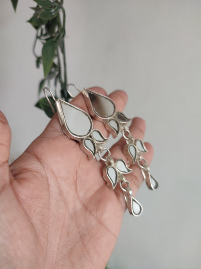 Mishali White Glass Earrings