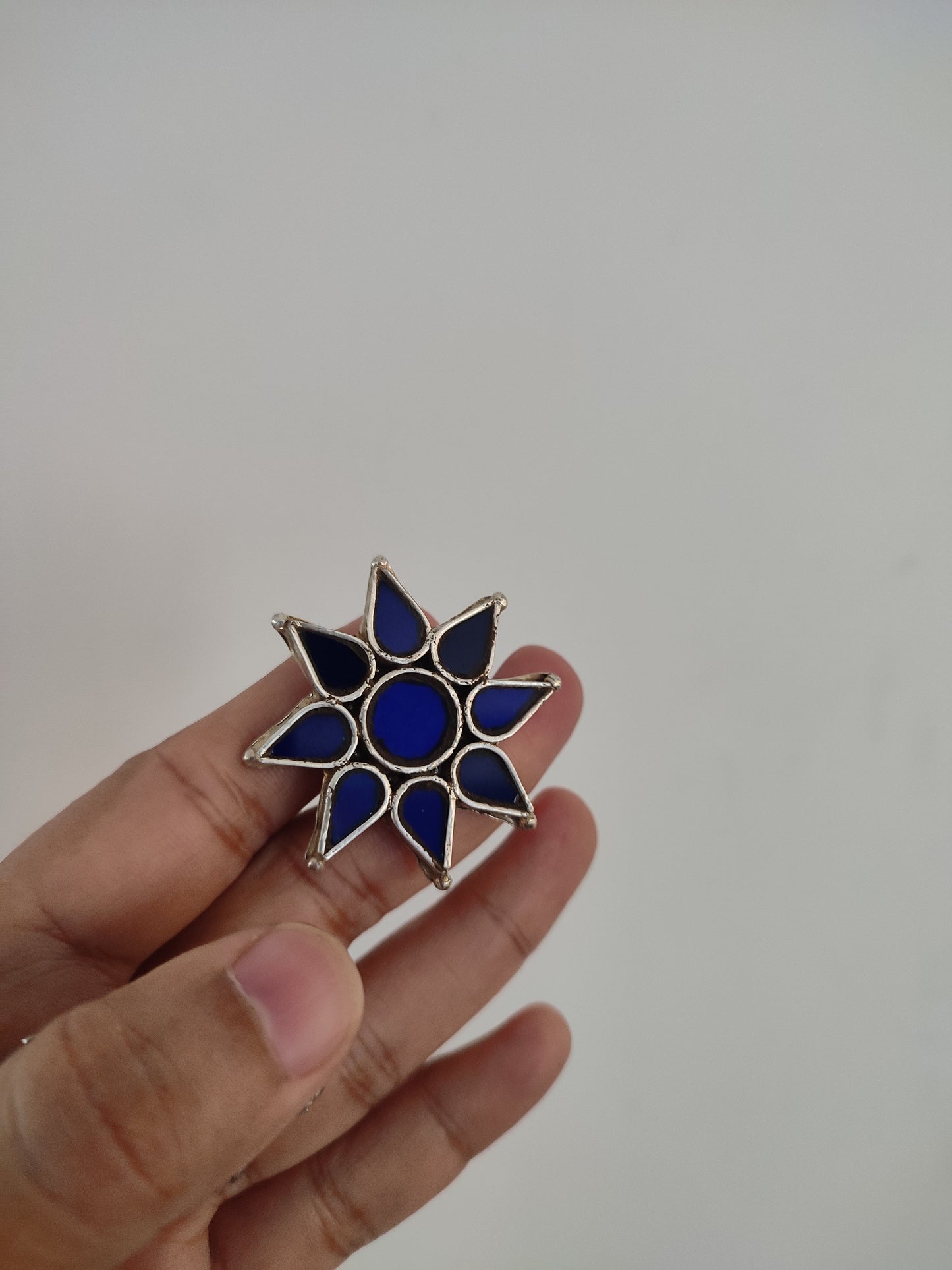 Mehsta Glass Stud