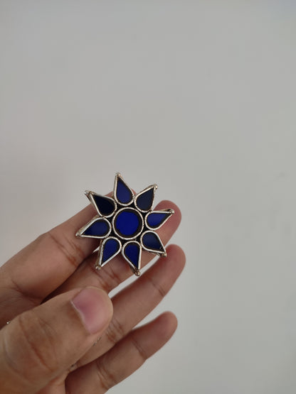 Mehsta Glass Stud