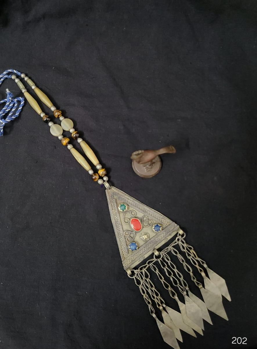 Zein Statement afghani Neckpiece