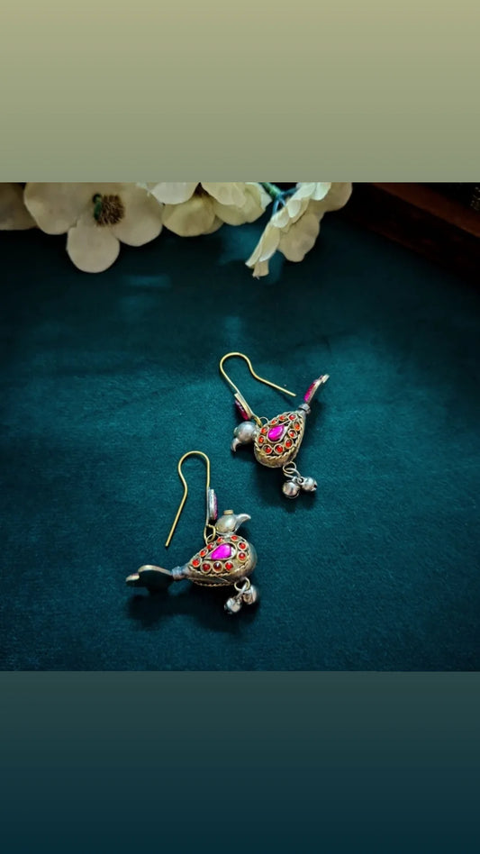 Chidiya Afghani lightweight hook Earrigs