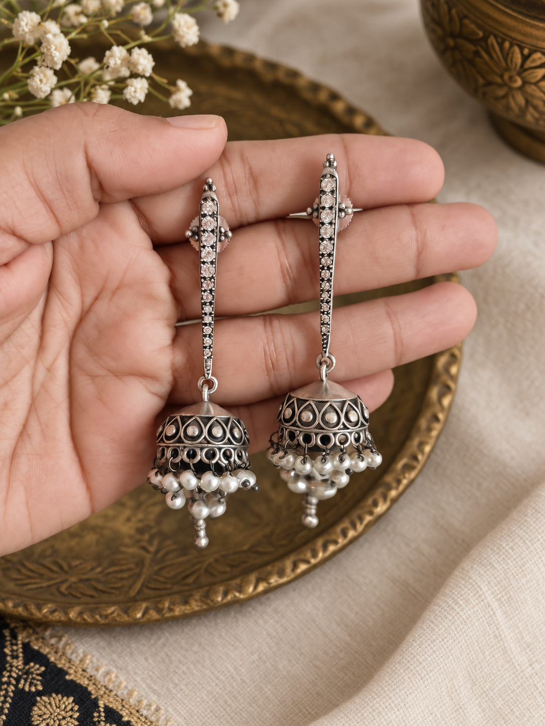 Gulab White Stone Stud Earrings