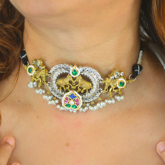 Suranya Pachi Kundan Necklace Set With Earrings