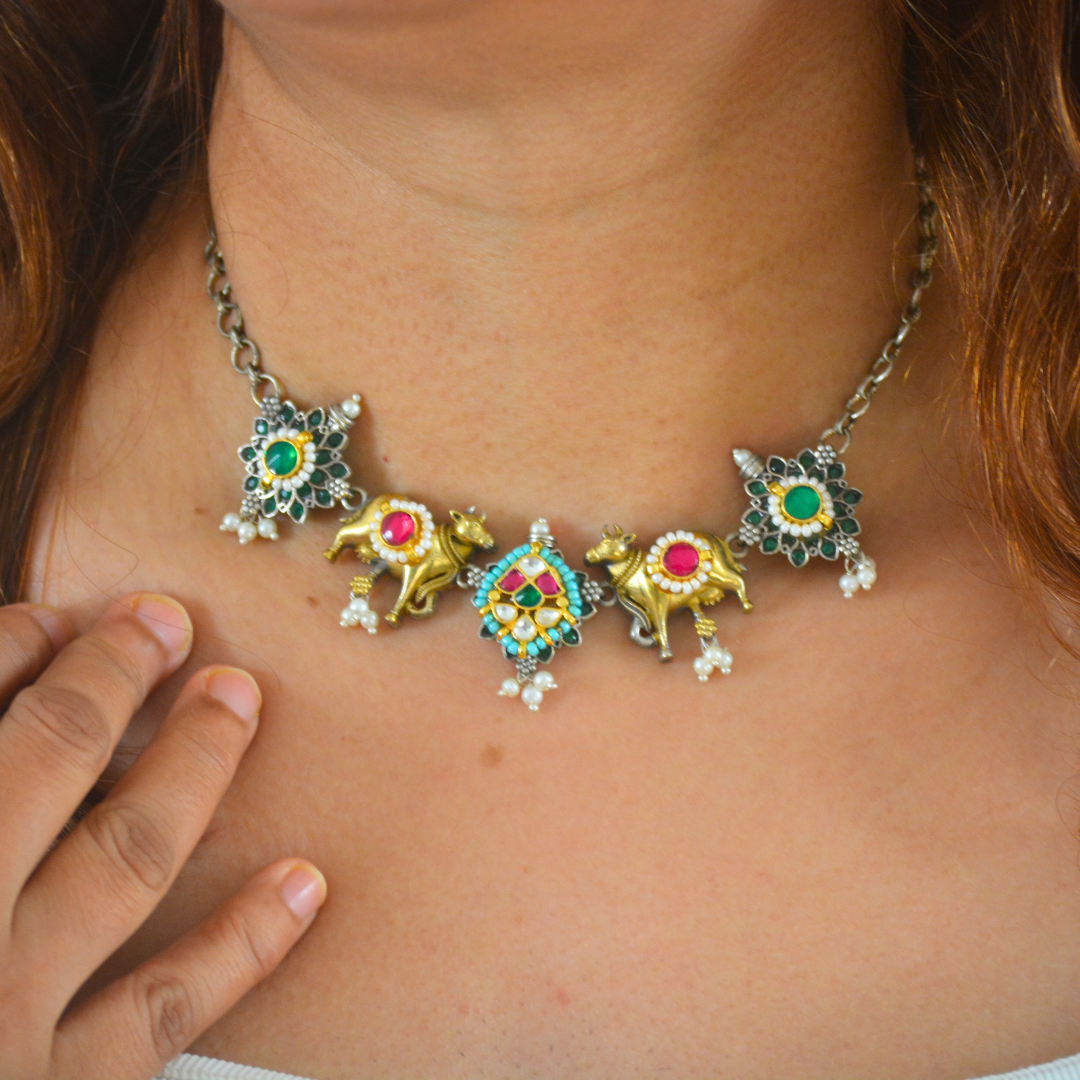 Pachi Kundan Brass Sleek Nandi dual tone Necklace Set with Earrings- Green Stones