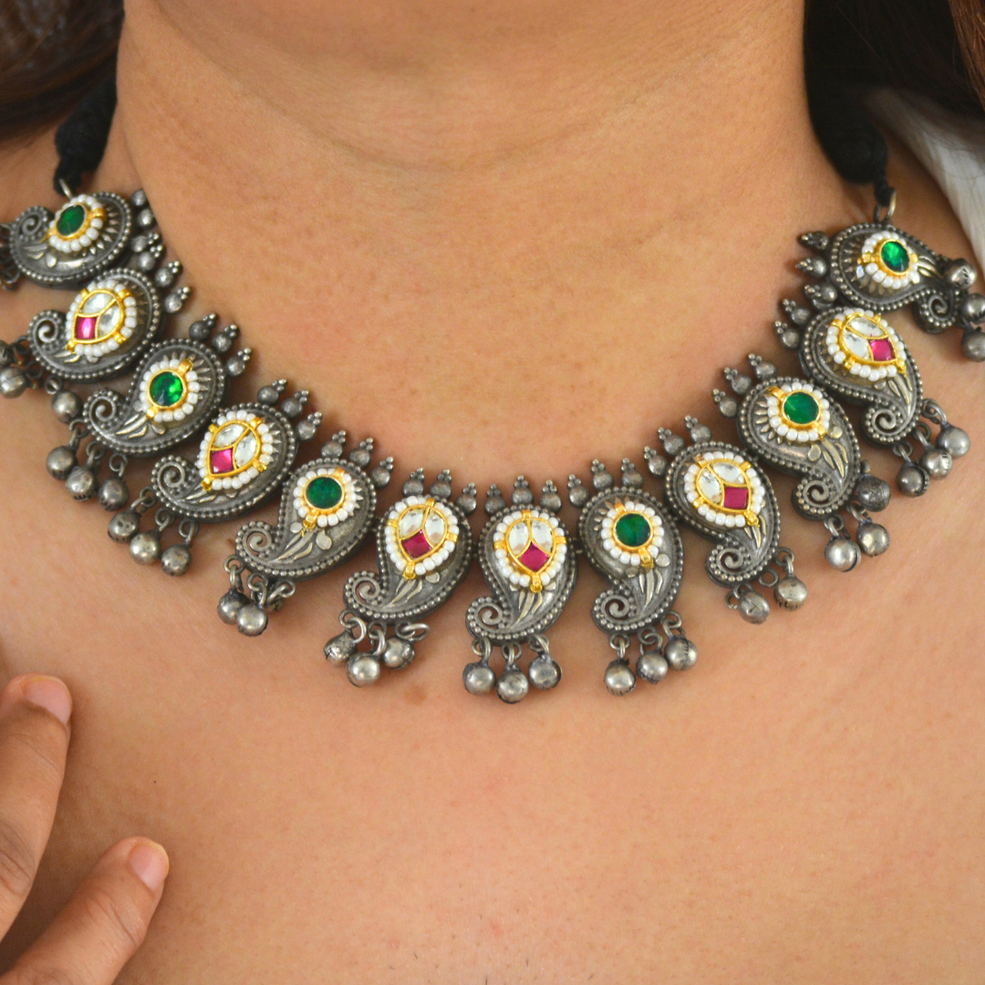Mrinalini Pachi Kundan and Brass Necklace Set