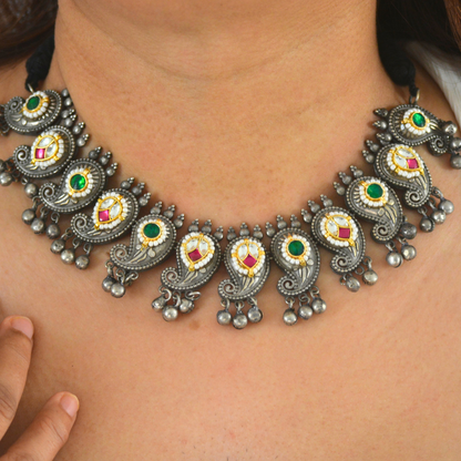 Mrinalini Pachi Kundan and Brass Necklace Set