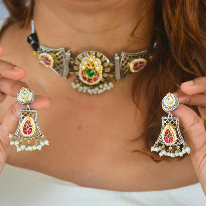 Godavari Pachi Kundan Choker Necklace Set