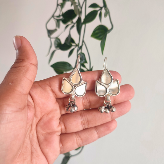 Supriya Glass Earrings