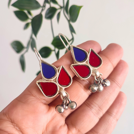 Supriya Glass Earrings