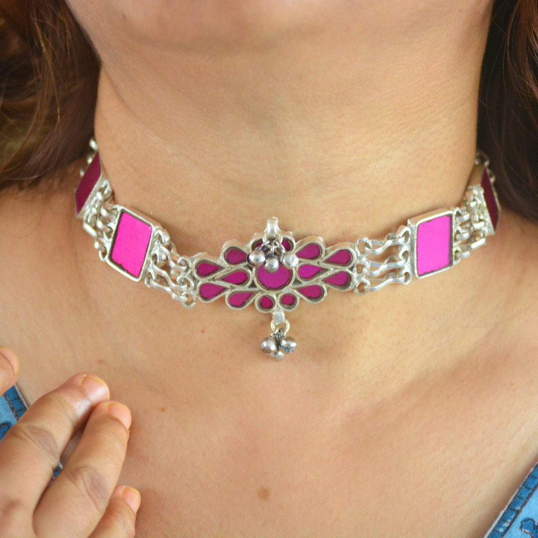 Veena Glass Choker Necklace