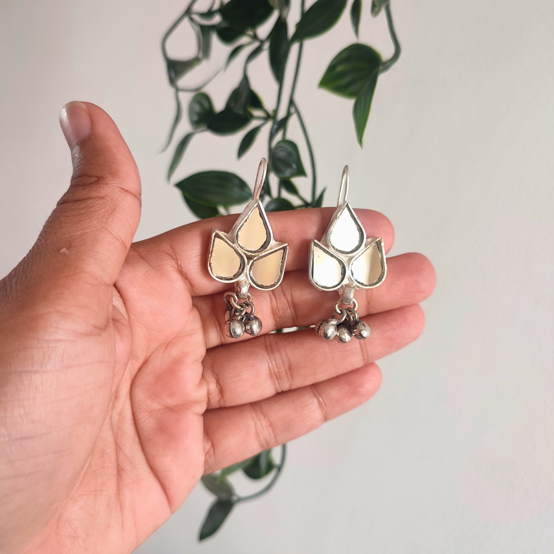 Supriya Glass Earrings