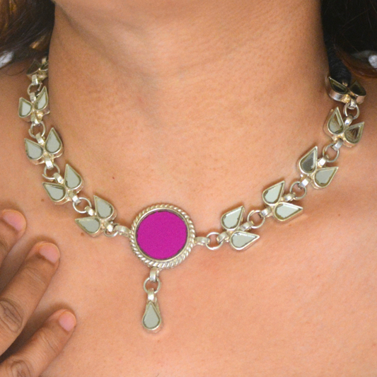 Avira Glass Choker Necklace
