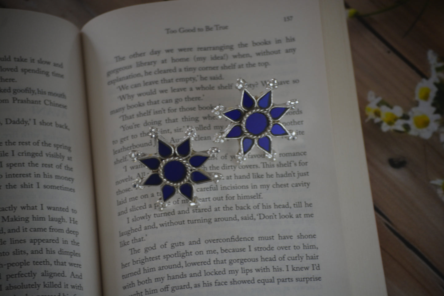 Monisha Glass Stud Earrings