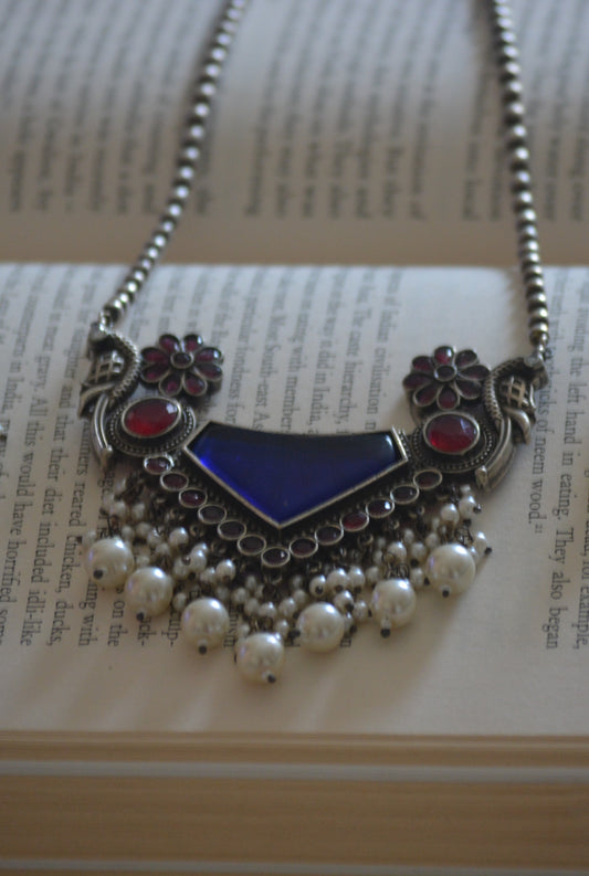 Sumana Stone Pendant Necklace Set