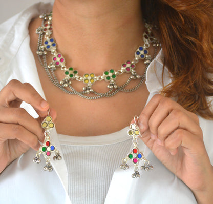Sonal Glass Necklace Set with Earrings
