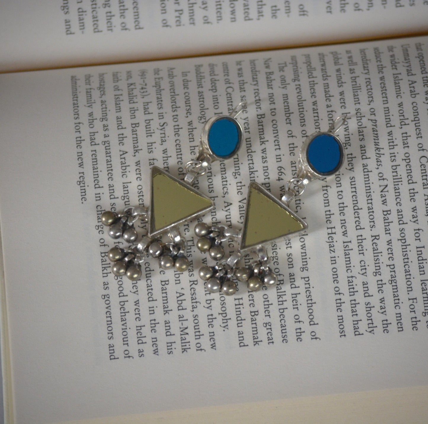 Nioshi Glass Earrings Lightweight