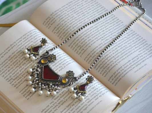 Sumana Stone Pendant Necklace Set