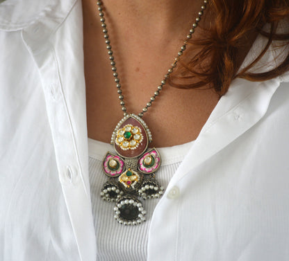 Meghduri Pachi Kundan Pendant Stone Pendant Set
