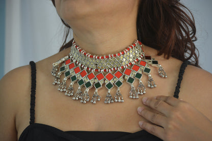 Mohe Heavy Glass Choker Necklace