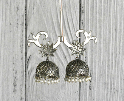 Yogita Leaf Jhumkis