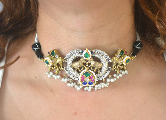 Suranya Necklace Set