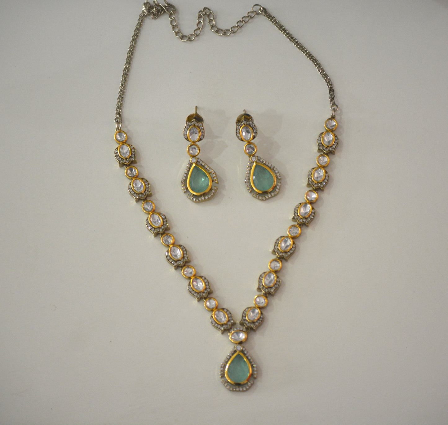 Shiraya Moissanite Sleek Necklace Set