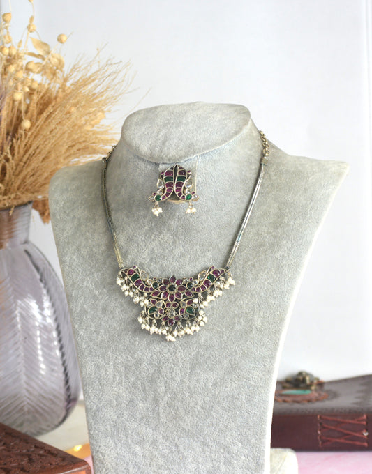 Muhe Designer Kundan Pearl Stone Pendant Set