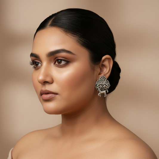 Ghode pe Sawar Stud Earrings