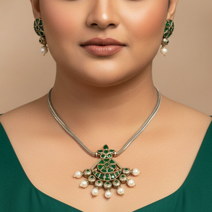 Muhe Designer stone pearl Pendant set