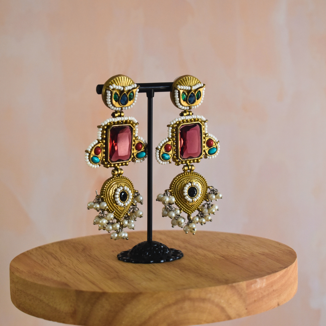 Monali Kundan Stone Earrings