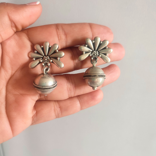 Meghali Small Stud Earrings