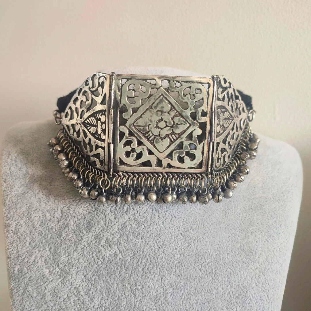 Niyati Filigree Style Jaipuri Choker