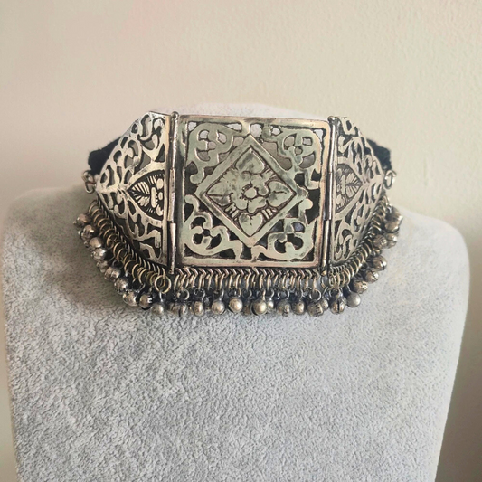 Niyati Filigree Style Jaipuri Choker